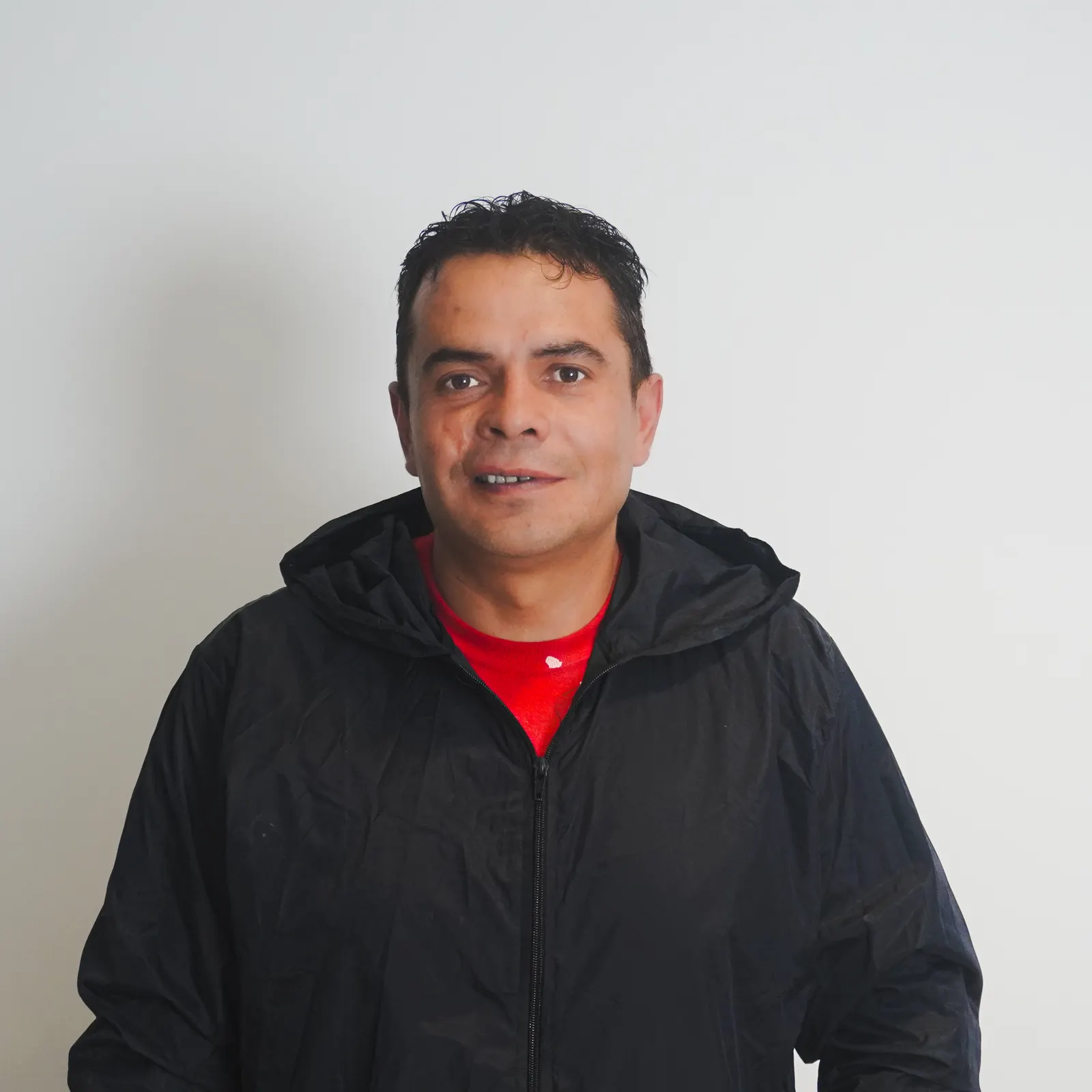 Fredy Giovanny Velásquez Suárez, Auxiliar de obra de Smartinn